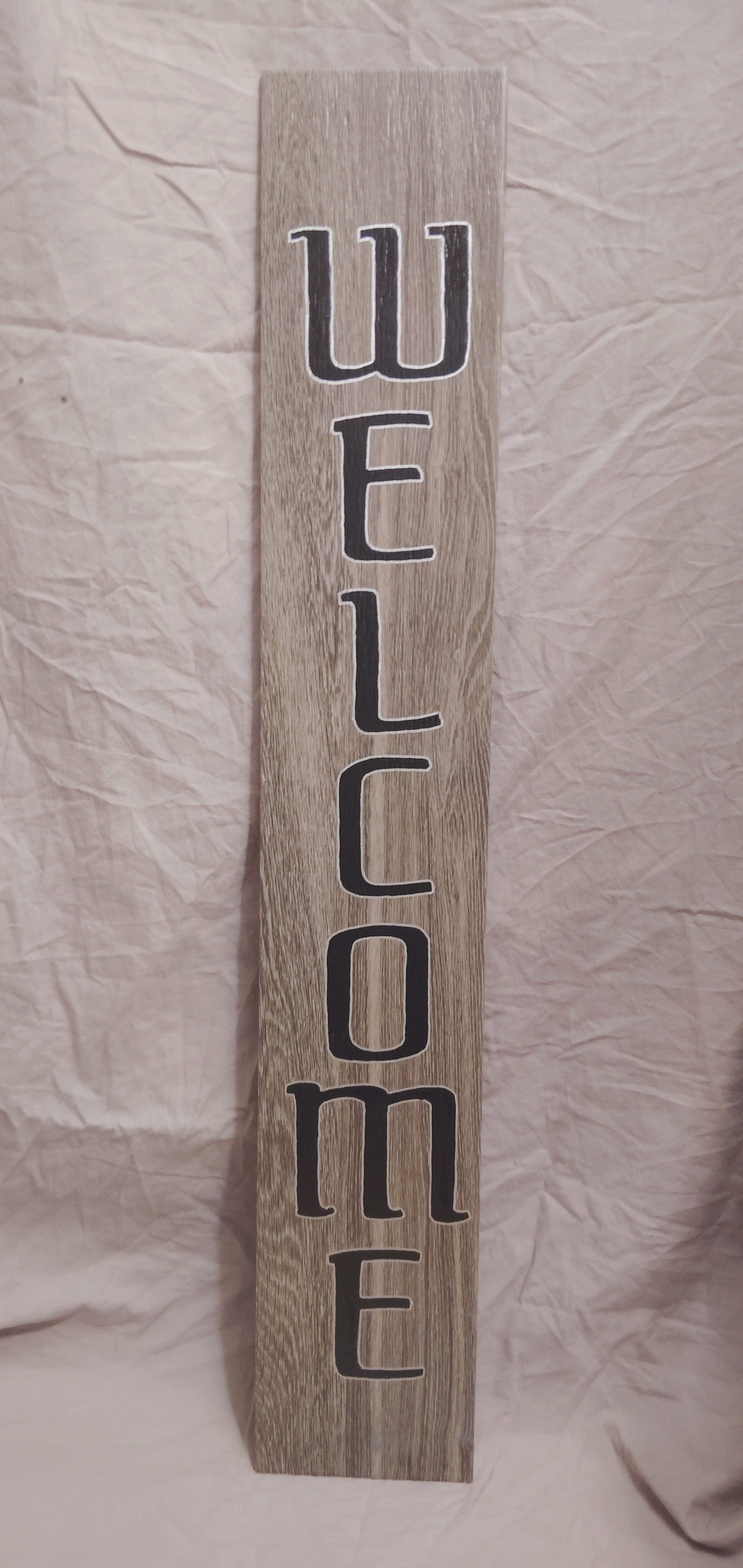 3ft Tile with Federant Font Vertical Welcome Sign