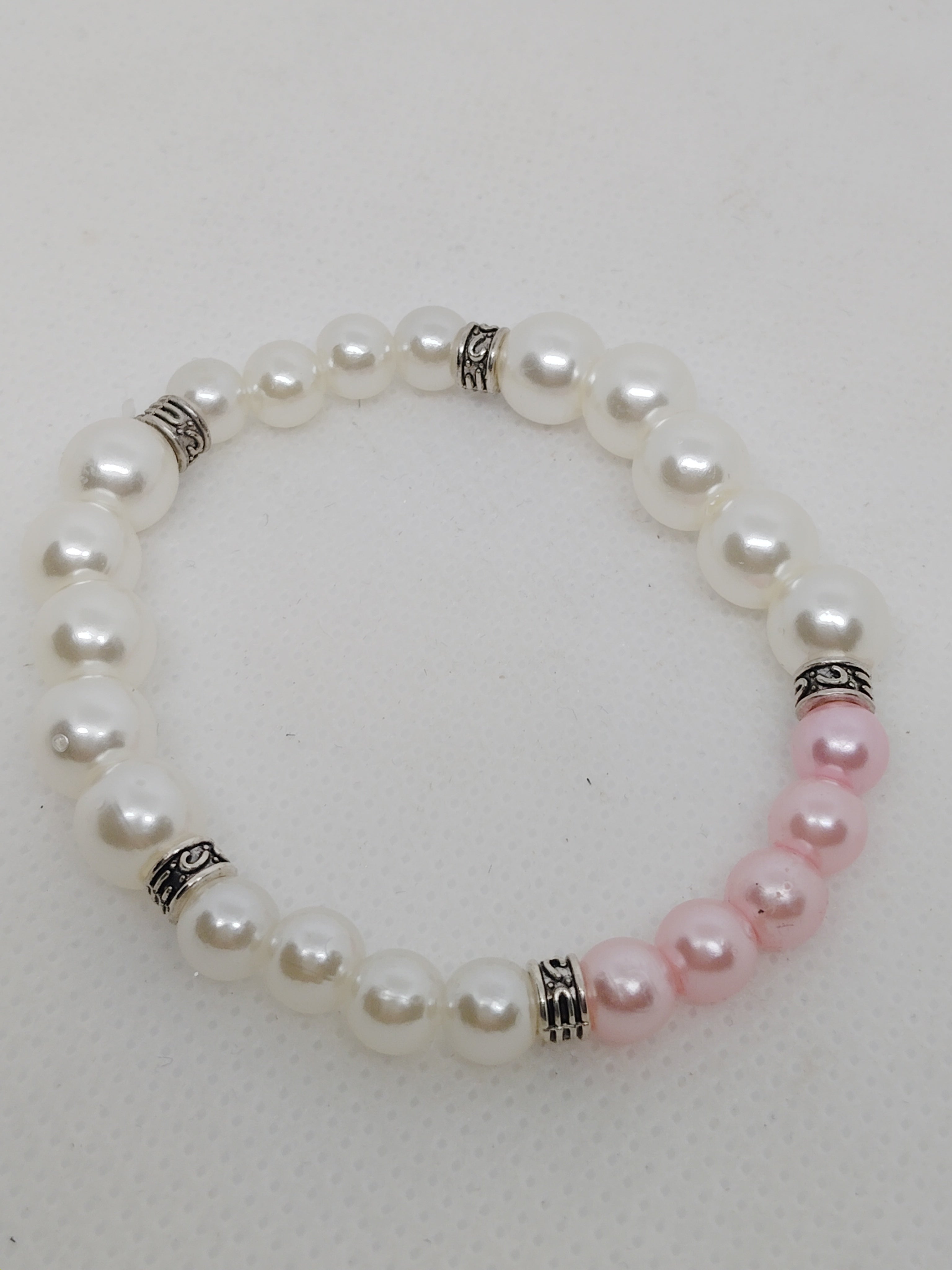 Classic Pearl and Pink Beaded Stretch Bracelet