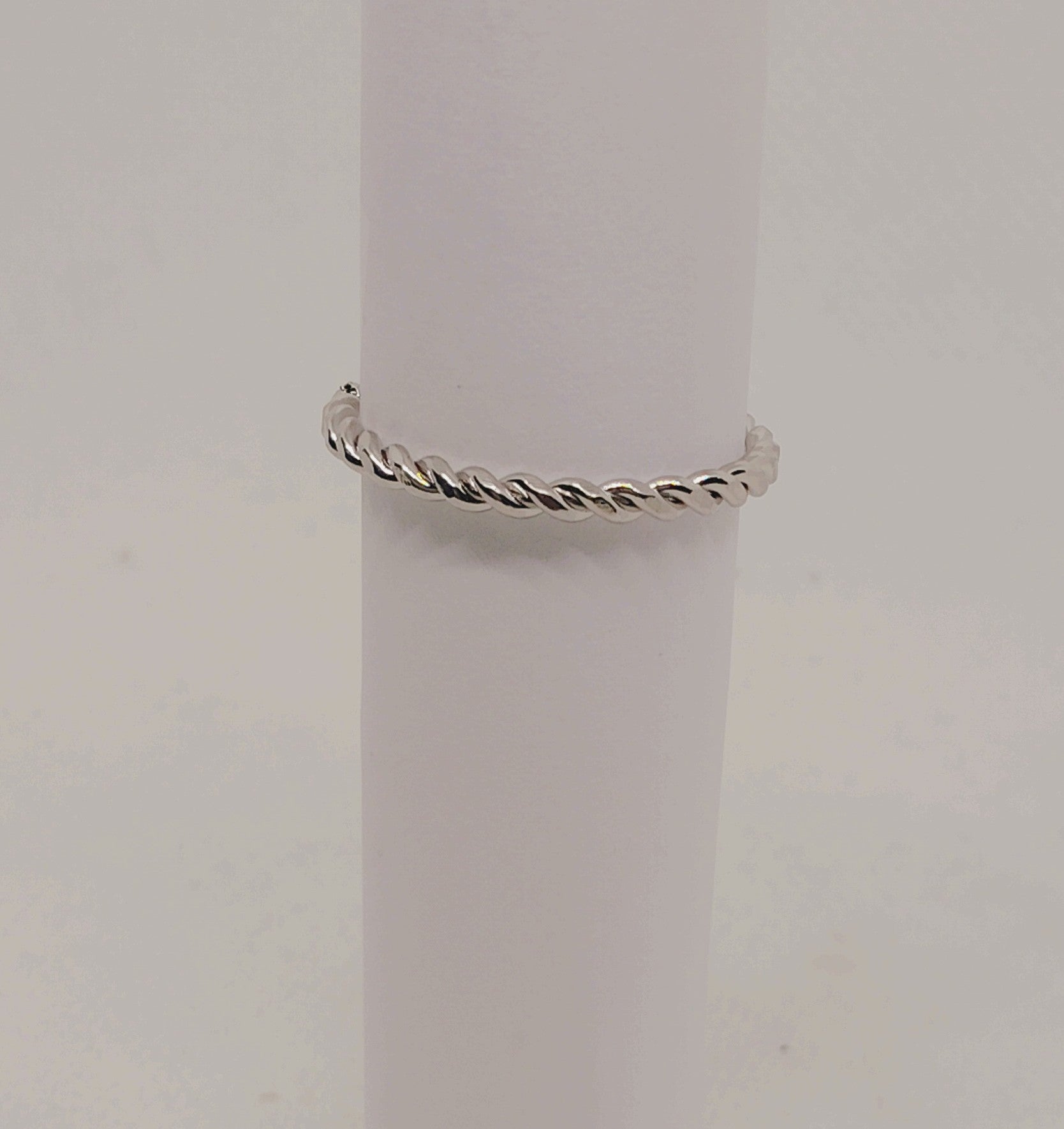 Unisex Size 9 Silver Twisted Band Ring